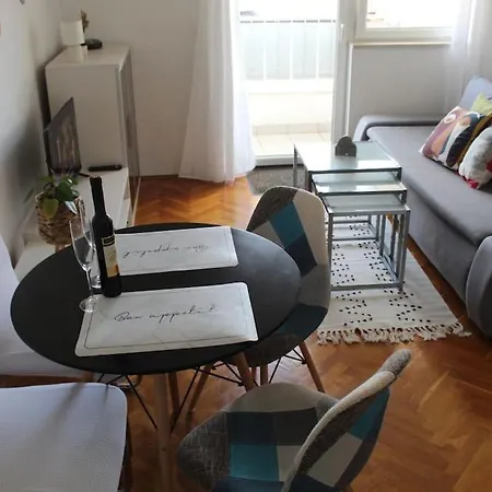 Apartment Maru Apartman Sa Predivnim Pogledom Na More Makarska